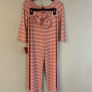 Tagged item: girls 10/12 pink two peice set. Super cute